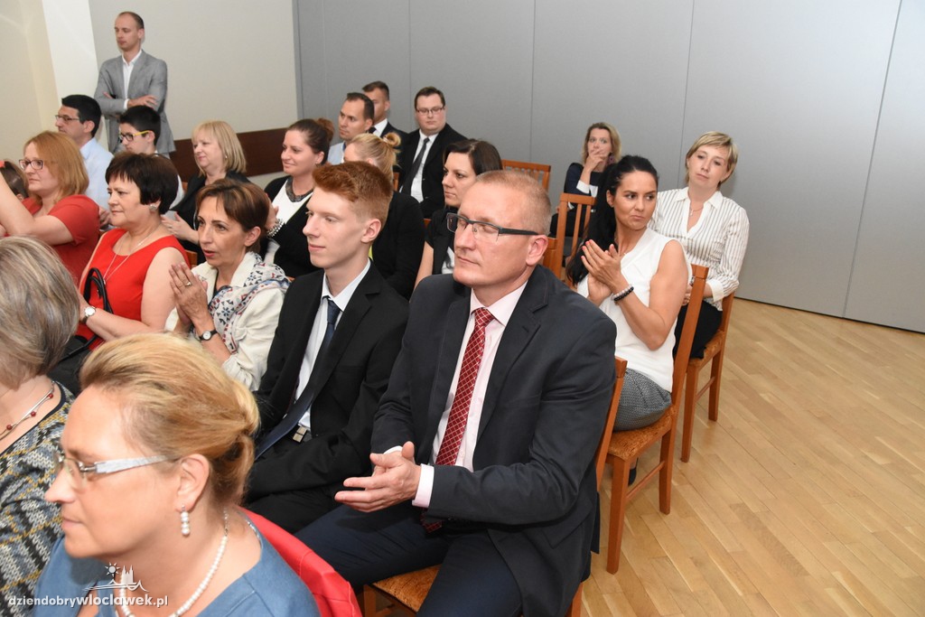 Wręczenie stypendiów uczniom