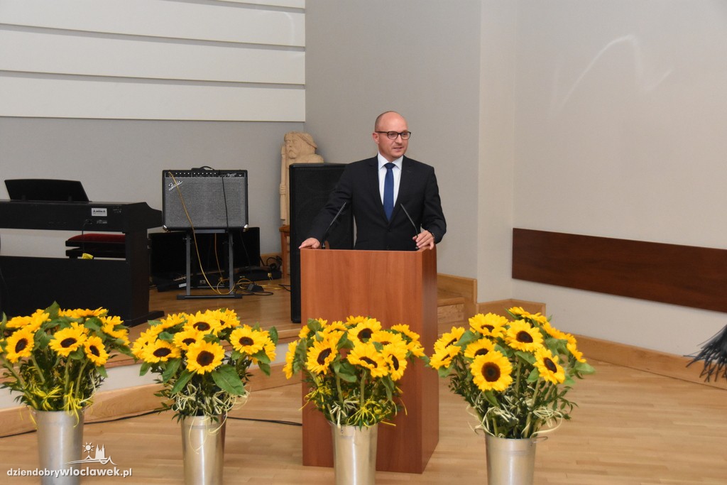 Wręczenie stypendiów uczniom