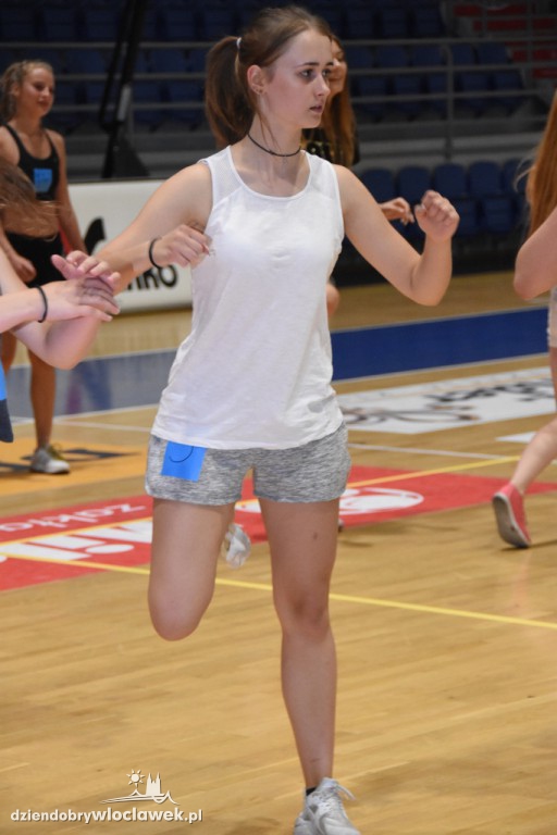 Casting do Anwil Dance Team
