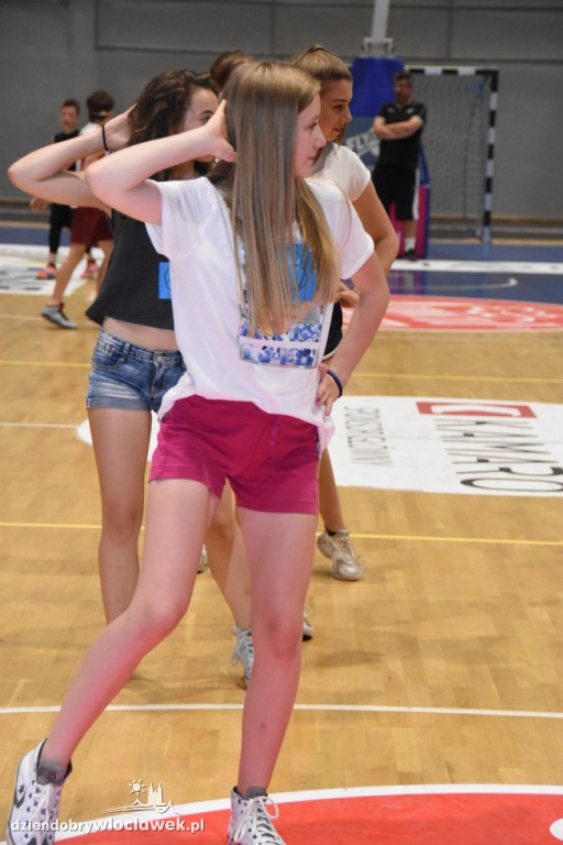 Casting do Anwil Dance Team