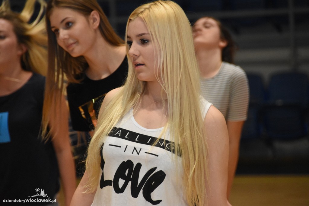 Casting do Anwil Dance Team