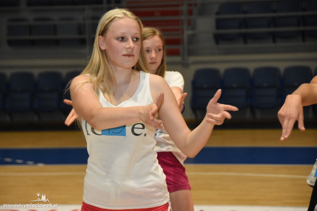 Casting do Anwil Dance Team