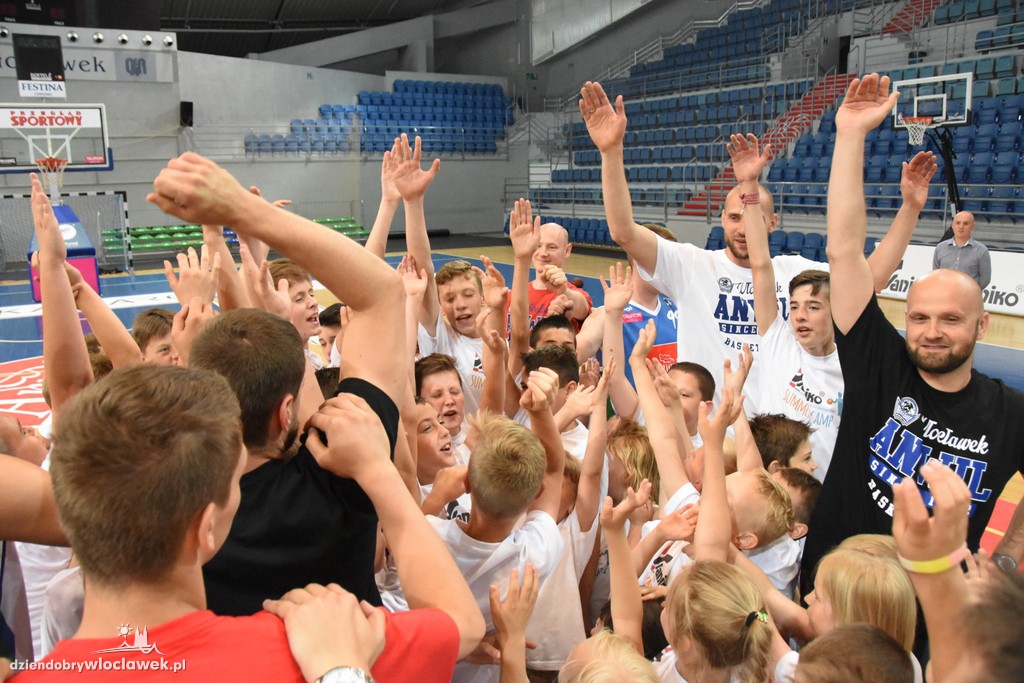 Sanico Summer Camp w Hali Mistrzów