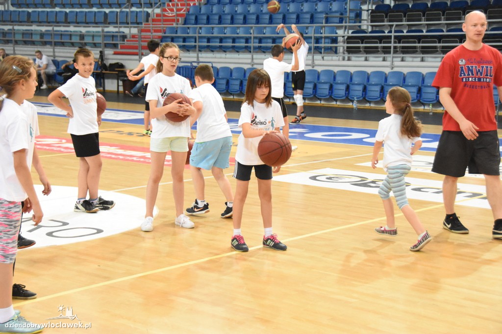 Sanico Summer Camp w Hali Mistrzów