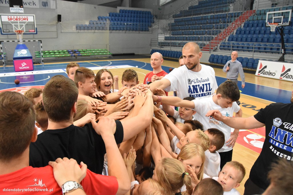 Sanico Summer Camp w Hali Mistrzów