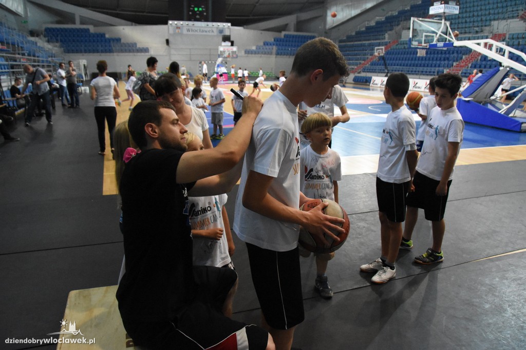 Sanico Summer Camp w Hali Mistrzów