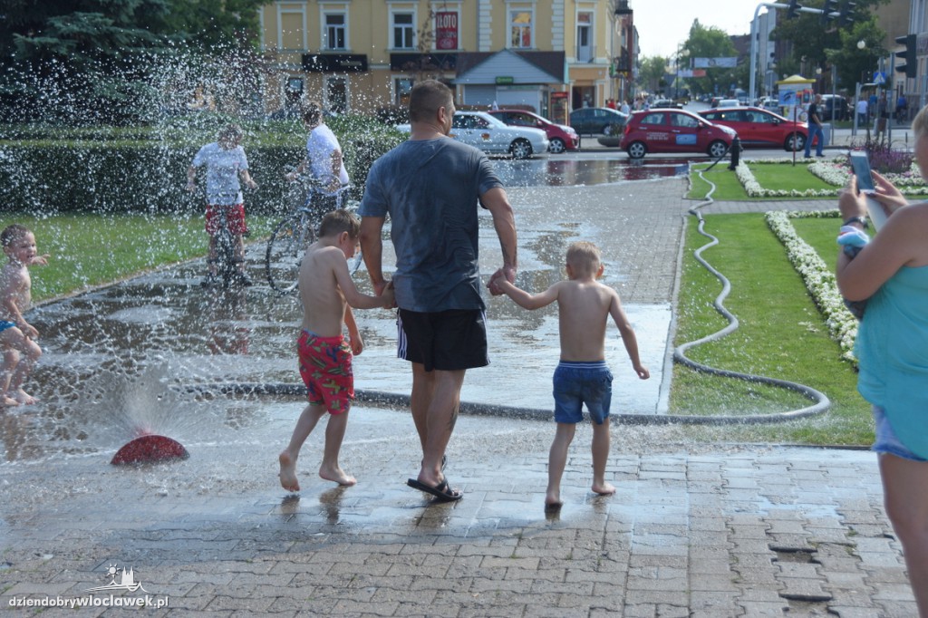 Kurtyna wodna na placu Wolności
