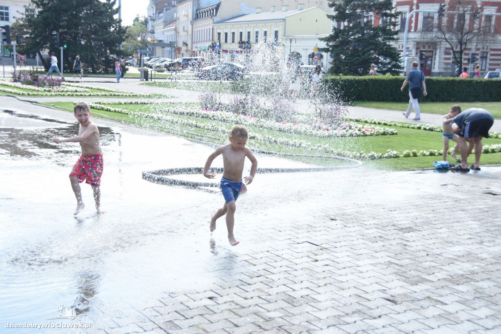 Kurtyna wodna na placu Wolności