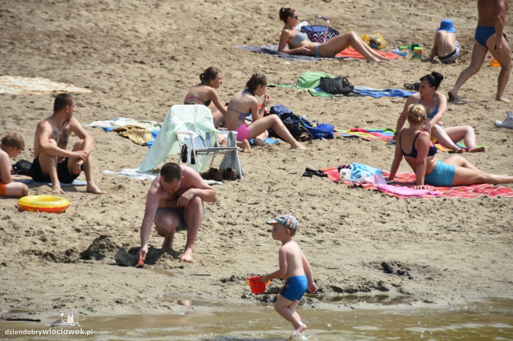 Otwarcie kąpieliska nad Czarnym
