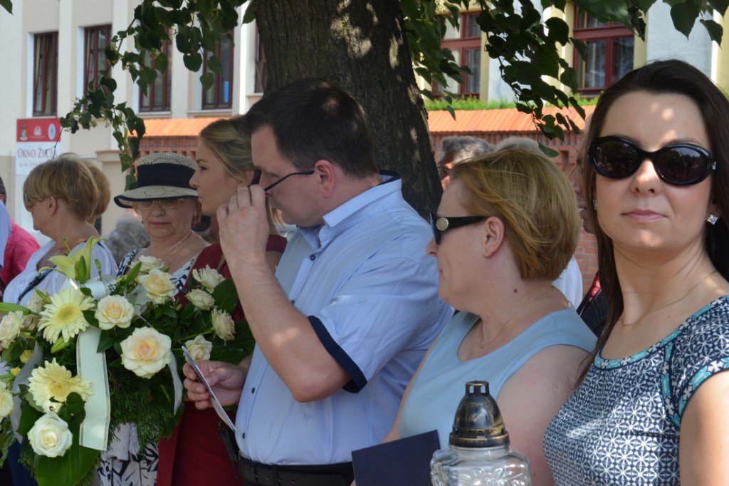Osłonięcie obelisku przy Wojska Polskiego