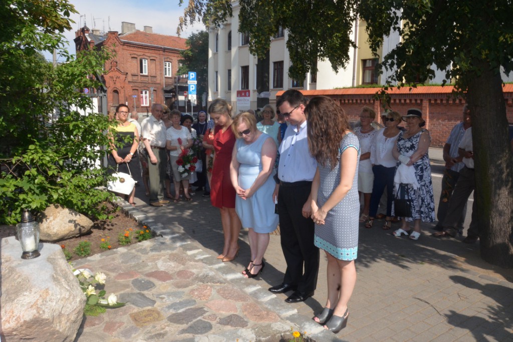 Osłonięcie obelisku przy Wojska Polskiego