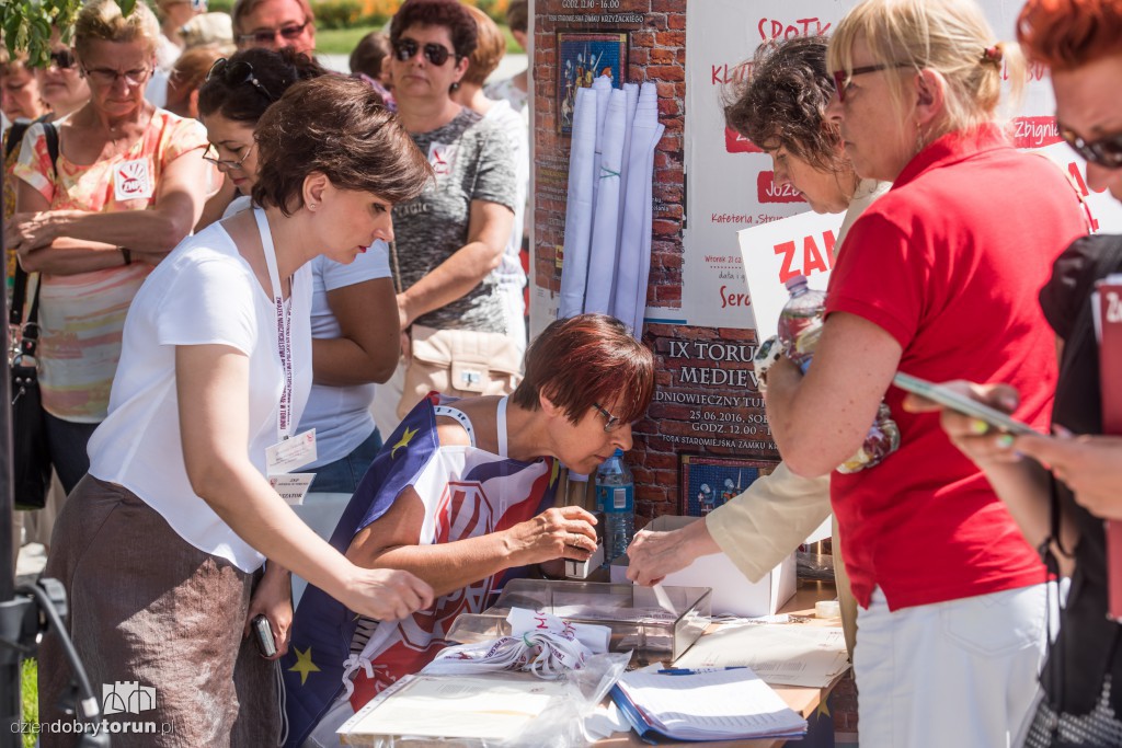 Protest nauczycieli w Toruniu