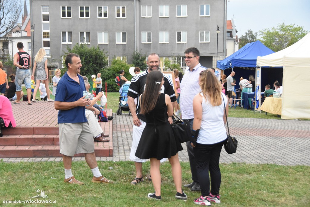 Wakacje z Długoszem na bulwarach