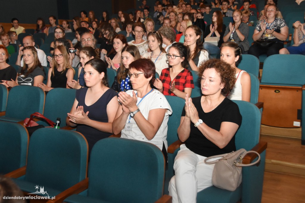 Wakacyjny festiwal teatrów