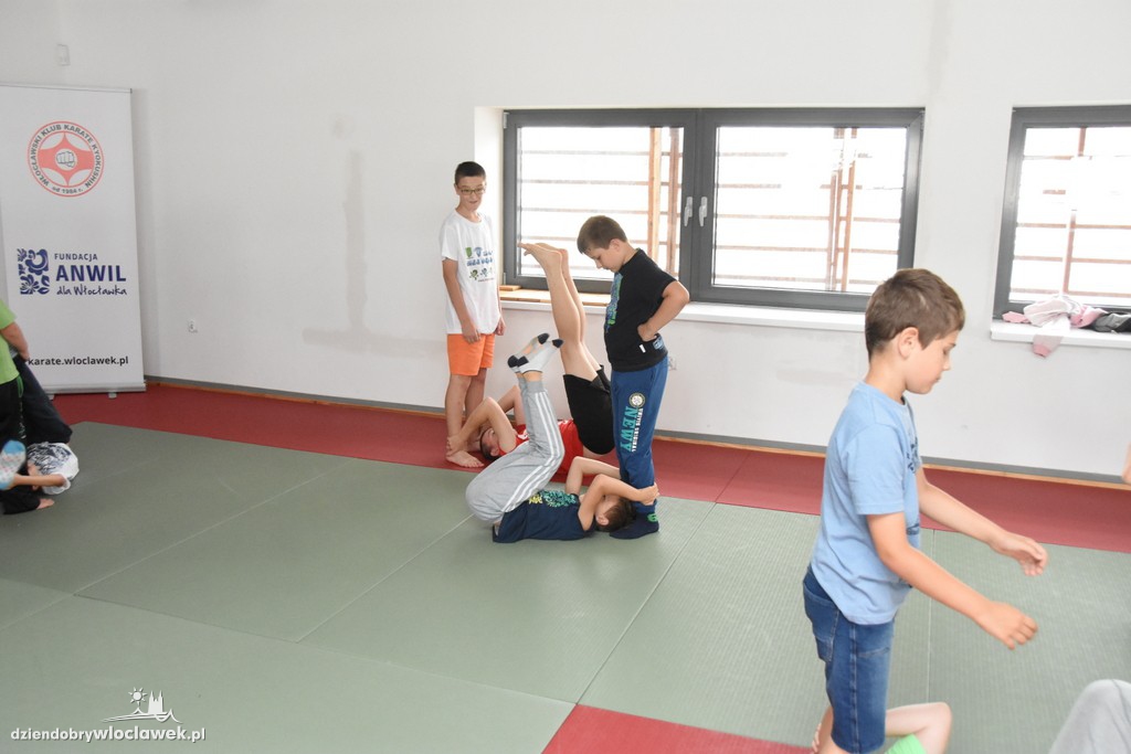 Darmowe zajęcia karate