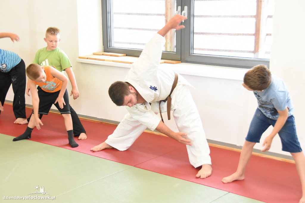 Darmowe zajęcia karate