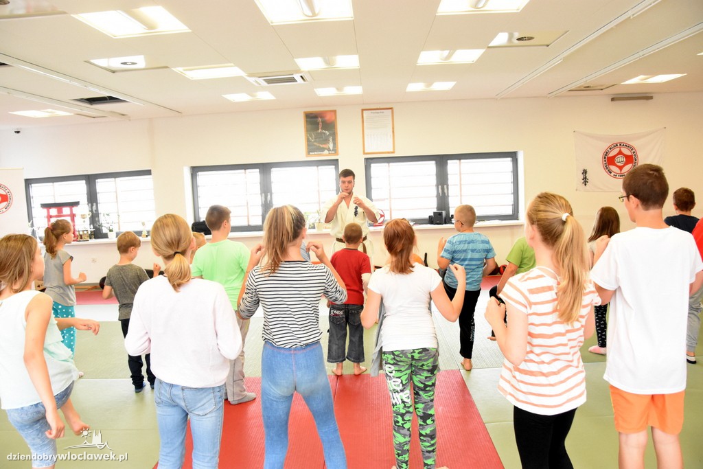 Darmowe zajęcia karate
