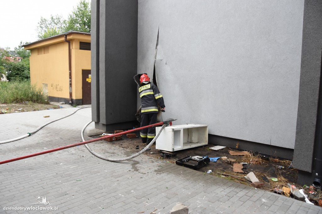 Pożar elewacji Zespołu Szkół Technicznych