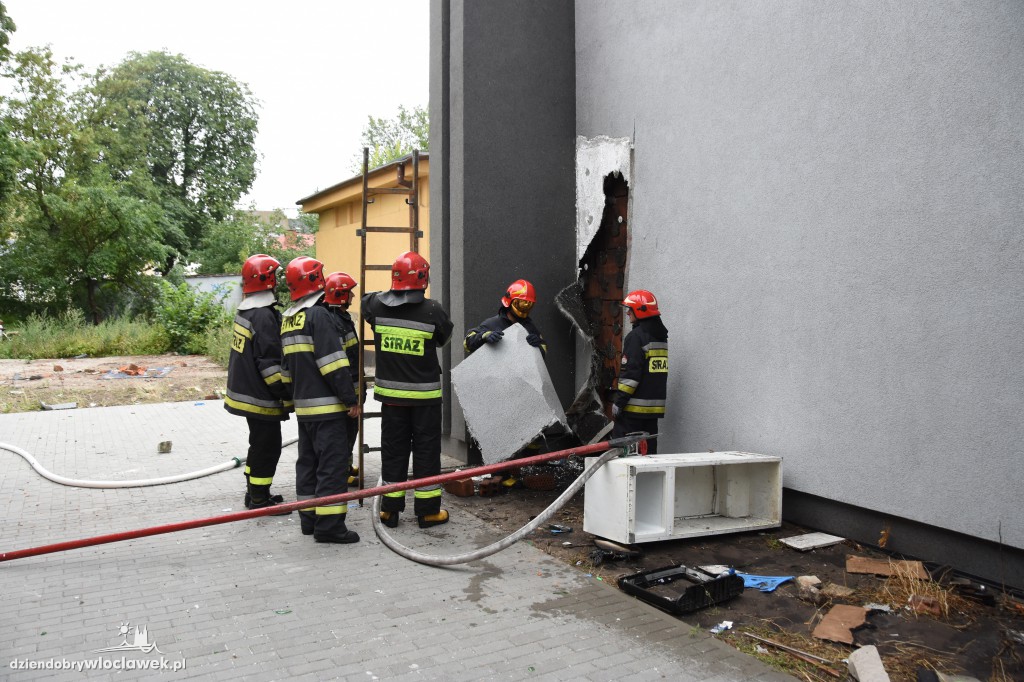 Pożar elewacji Zespołu Szkół Technicznych