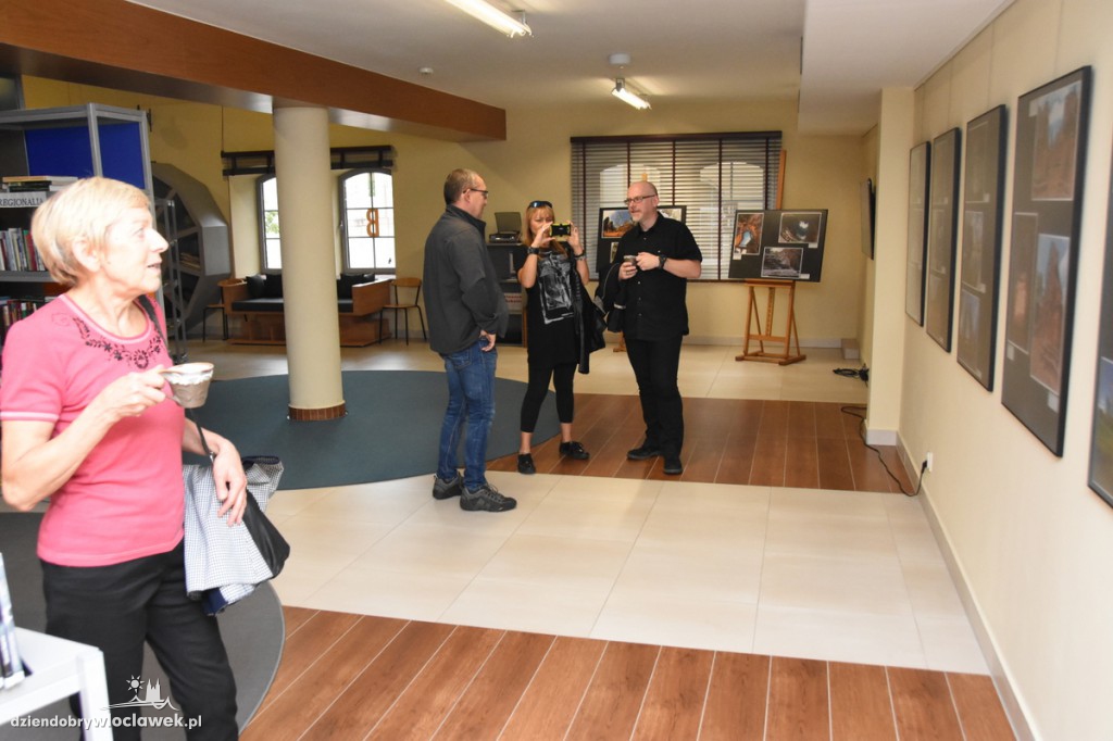 Malaje i Indochiny w obiektywie
