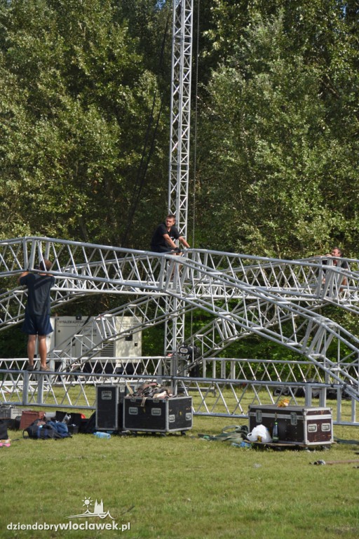 Powstaje scena na koncert z okazji ŚDM