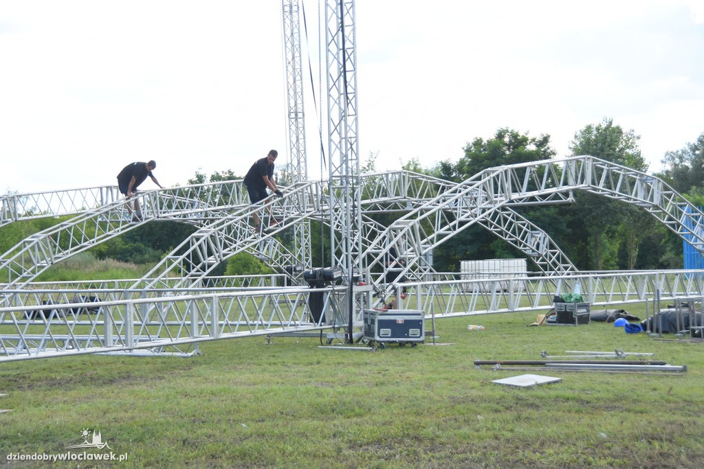 Powstaje scena na koncert z okazji ŚDM