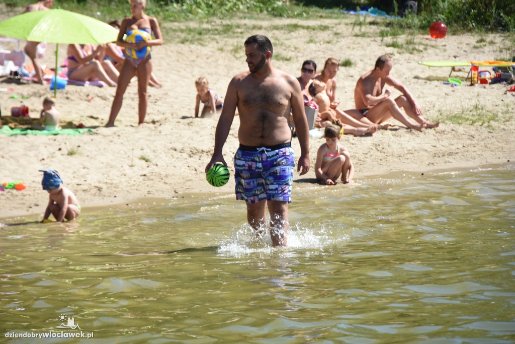 Upalny czwartek nad Wikaryjką