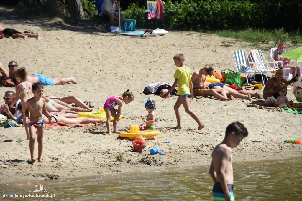 Upalny czwartek nad Wikaryjką