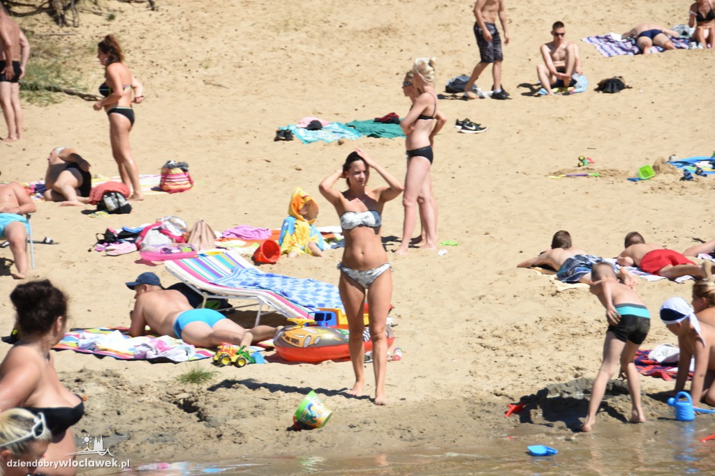 Upalny czwartek nad Wikaryjką