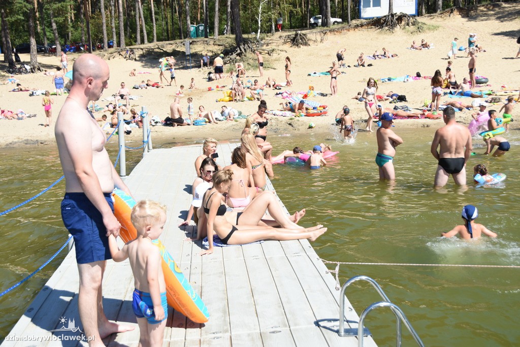 Upalny czwartek nad Wikaryjką