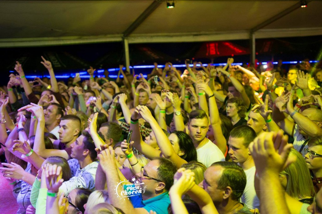 Koncert zespołu MIG na plaży w Choceniu II