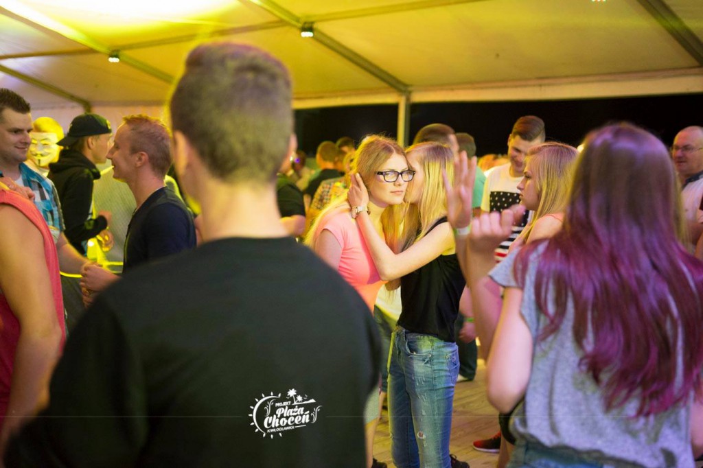 Koncert zespołu MIG na plaży w Choceniu II