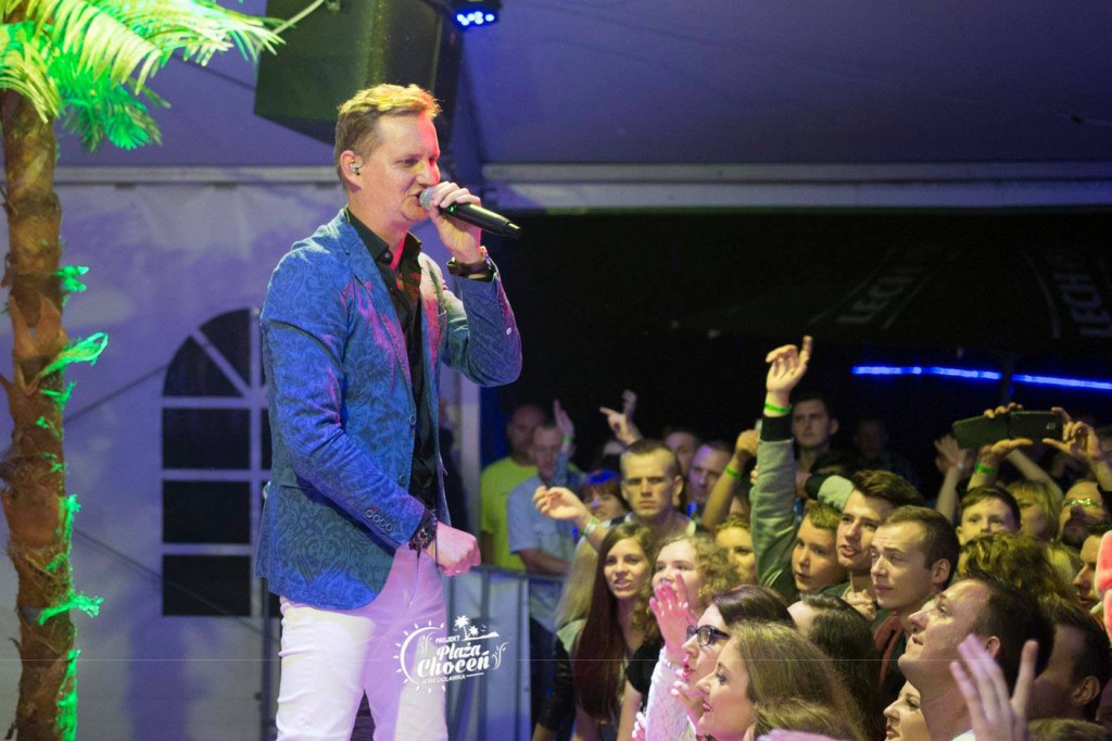 Koncert zespołu MIG na plaży w Choceniu II