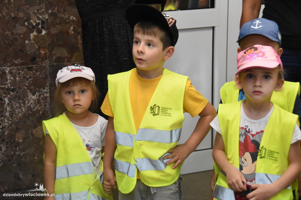 Przedszkolaki odwiedziły policję