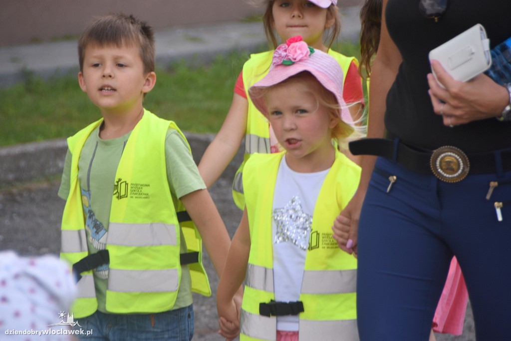 Przedszkolaki odwiedziły policję