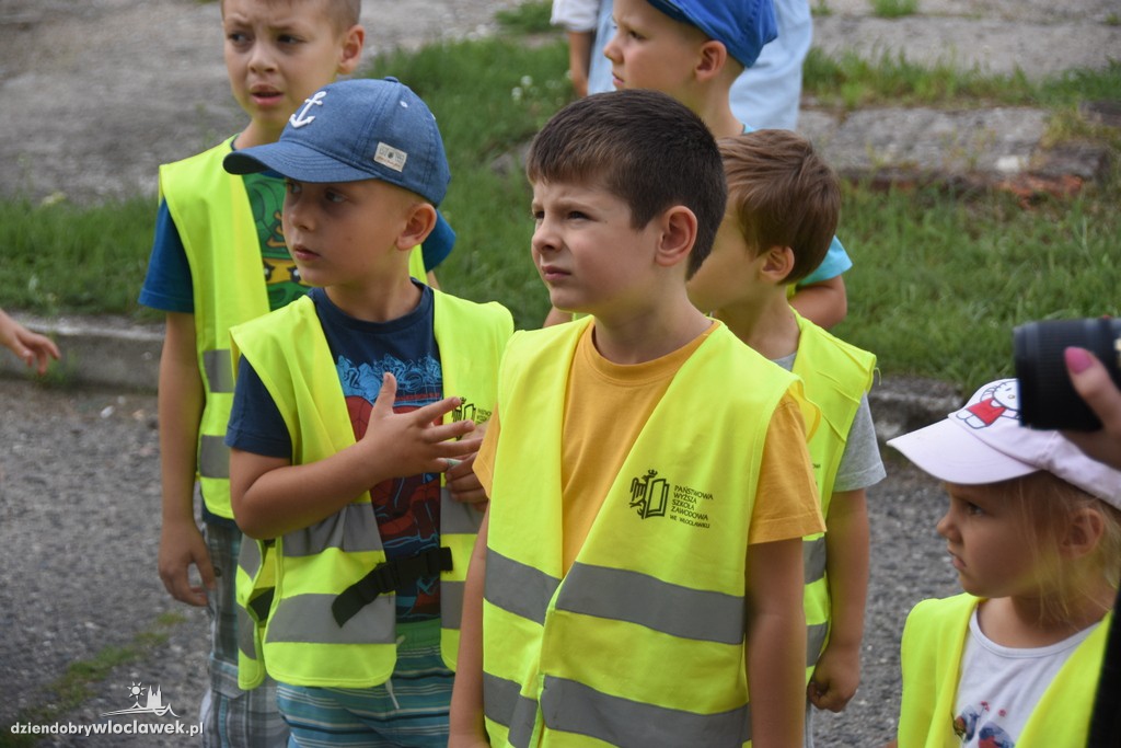 Przedszkolaki odwiedziły policję