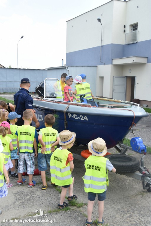 Przedszkolaki odwiedziły policję