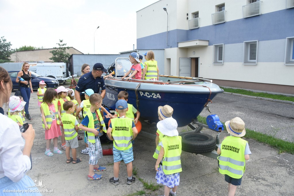 Przedszkolaki odwiedziły policję