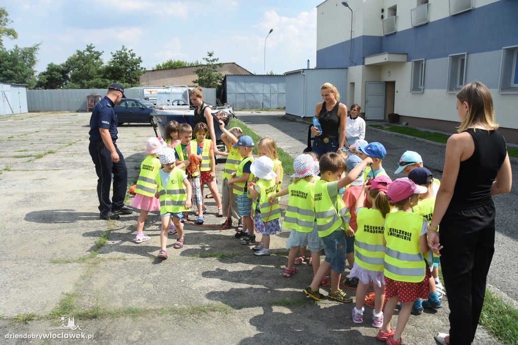Przedszkolaki odwiedziły policję