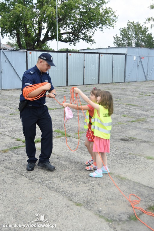 Przedszkolaki odwiedziły policję