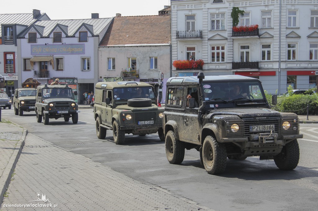 Parada pojazdów militarnych