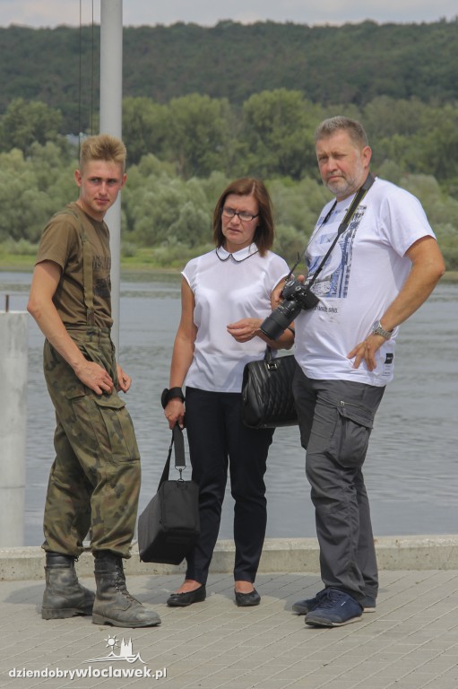 Parada pojazdów militarnych