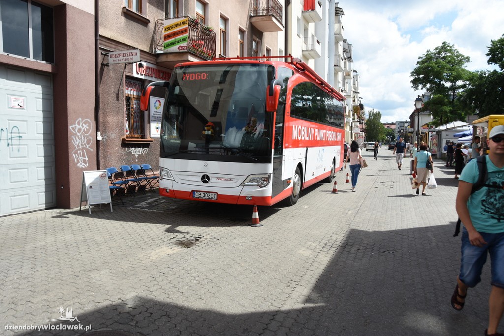 Zbiórka krwi przy ulicy Zduńskiej