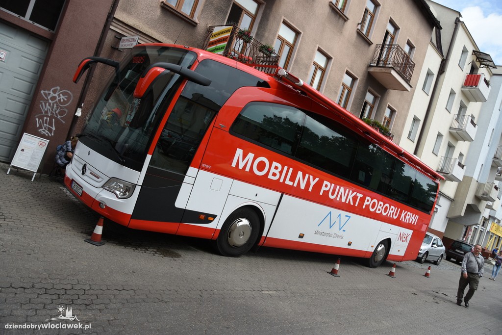Zbiórka krwi przy ulicy Zduńskiej