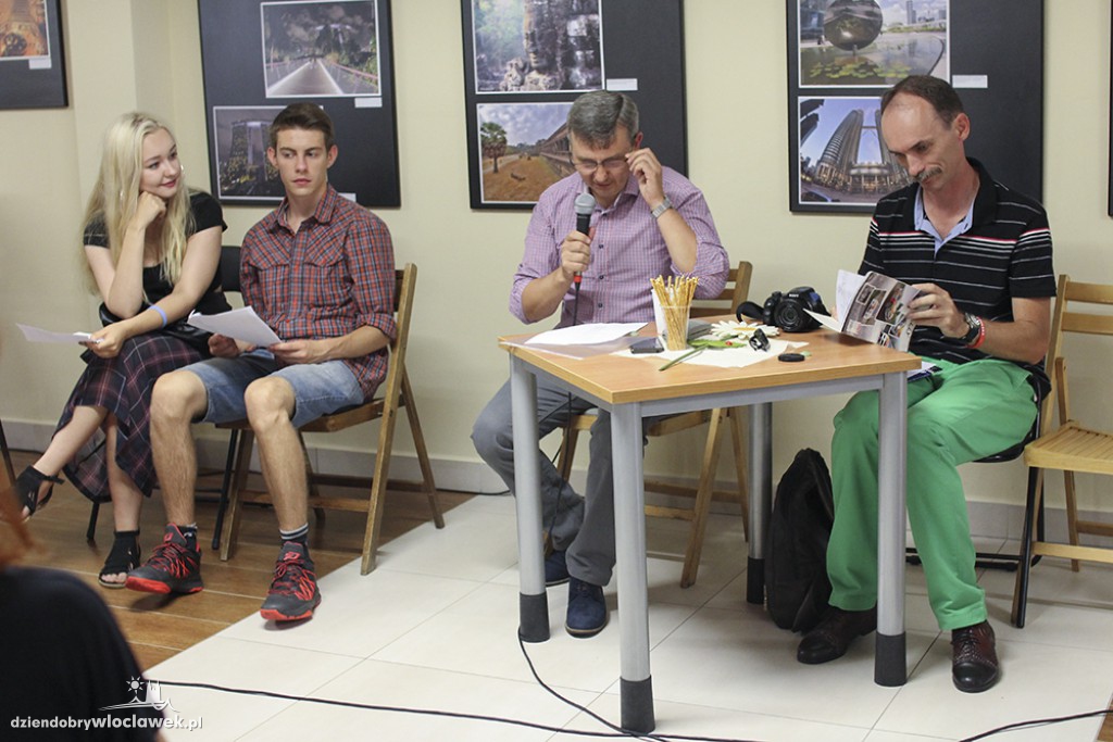 Poezja na wakacjach w MBP