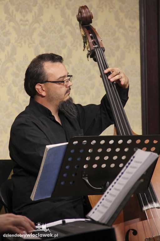 Mateusz Stachura & Jazz Trio