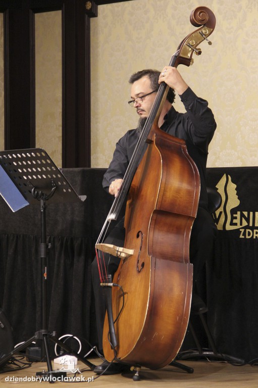 Mateusz Stachura & Jazz Trio