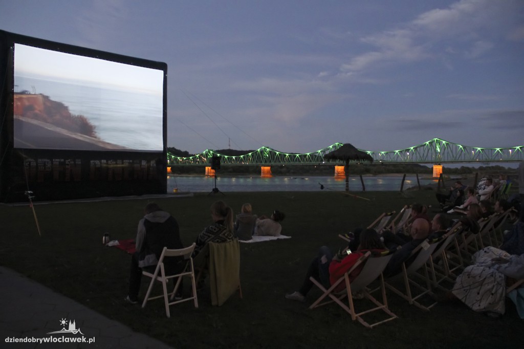 Kino plenerowe
