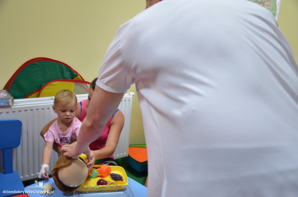 Kadrowicze z wizytą u chorych dzieci