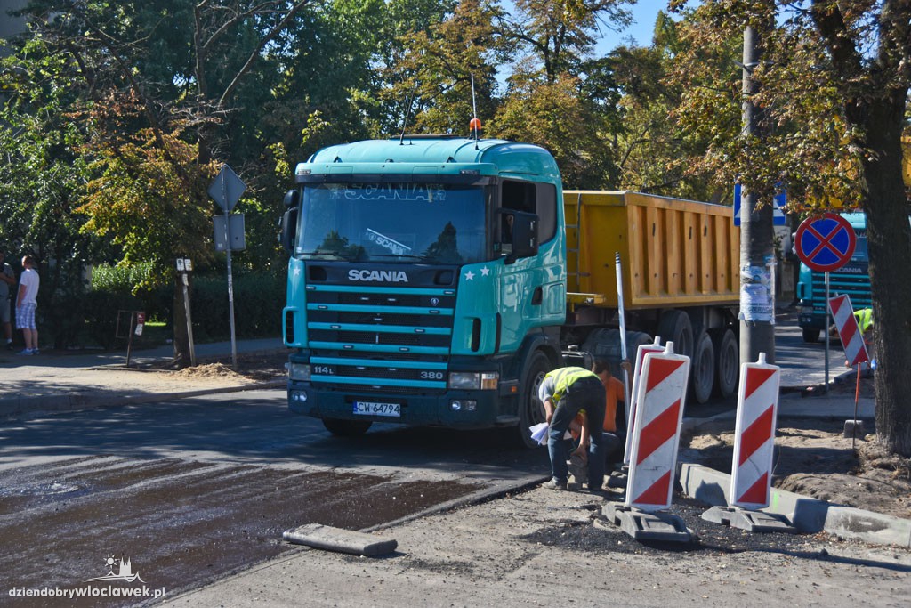 Wahadło na remontowanej  Kaliskiej